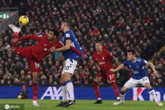 曼城3-0曼联，赛后评分：曼城9号排第一，获评9.4分，太牛了